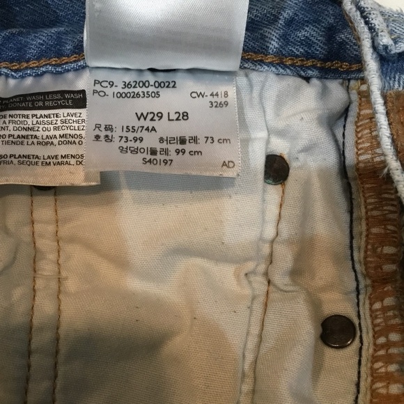 𝅺LEVI’S 501 destroyed slash bleached button up cut off shorts - Picture 8 of 9